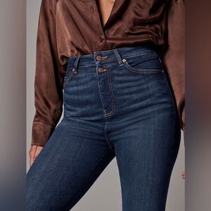 BNWOT Own. Very high waisted skinny jeans dark blue cotton denim jeans size 26